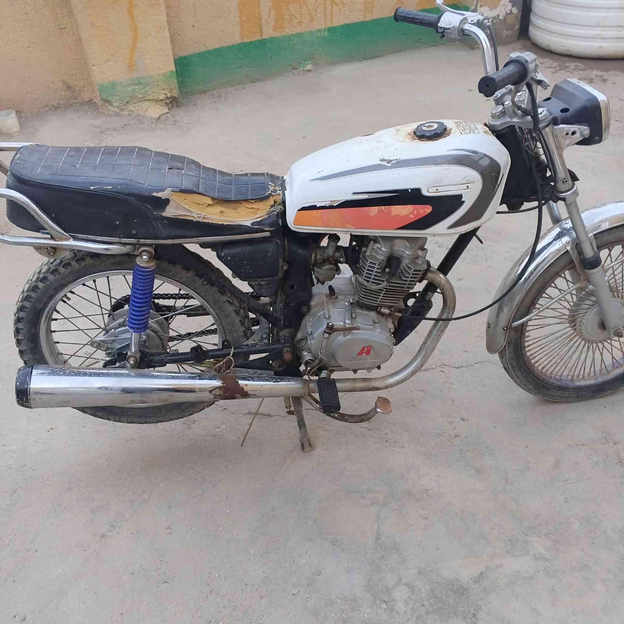 سلام عليكم دراجه لبيع موديل 20ول شاصي 24  عوزه بس بريك شغل وطلع سعر225مجال بصيط مكان رفاعي كلك كلك متواجد خاص


**إذا كنت صاحب هذا الإعلان وتريد حذفه لأي سبب، رجاءا أرسل رسالة إلى الدعم الفني**