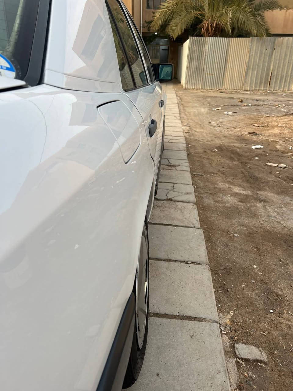 السلام عليكم
كفالة عامه 
1988
ضربه صبغ تبديل 
ماشيه 170الف 
الاستفسار اتصل ***********
