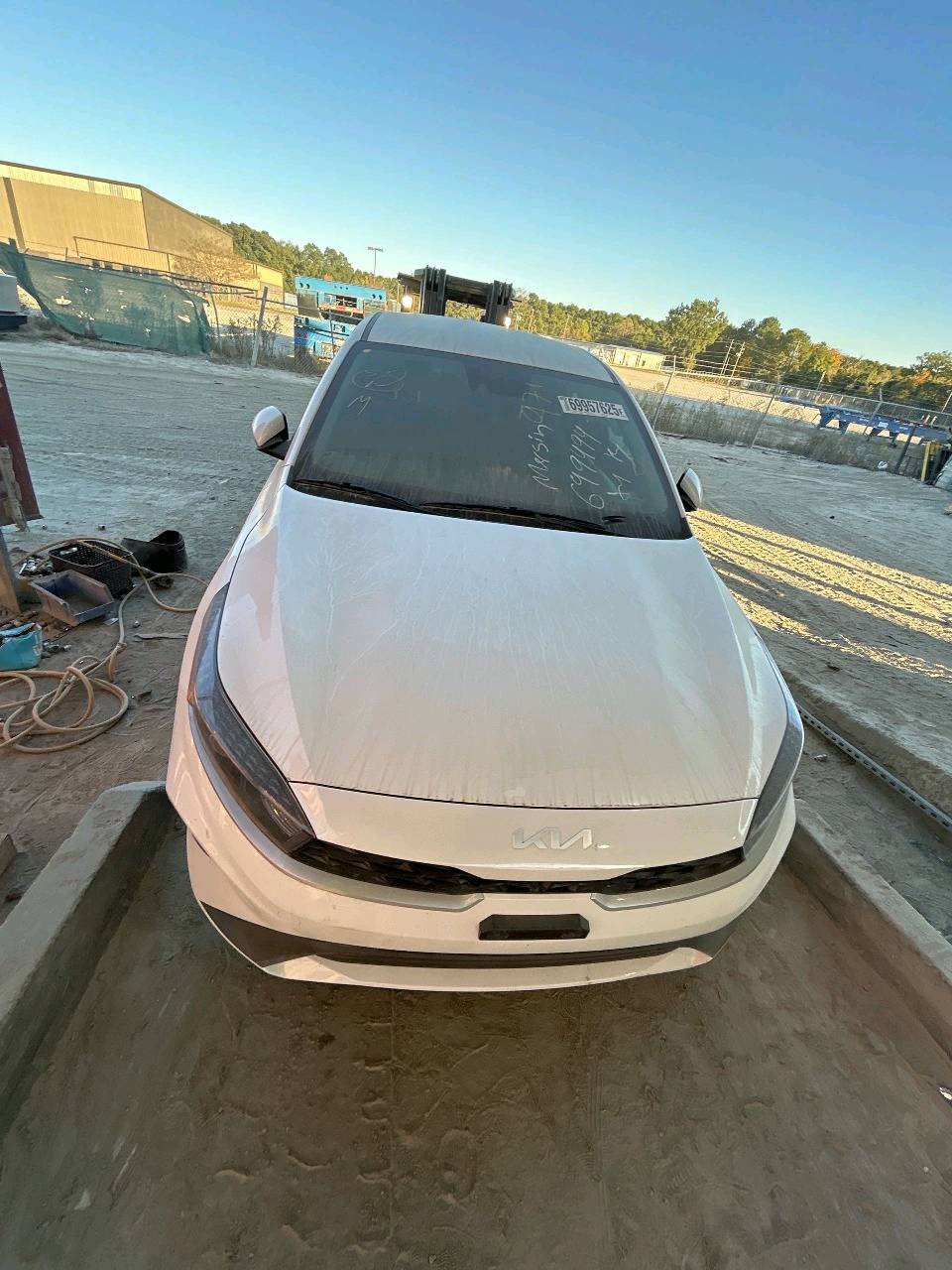 ‏KIA 2024 - كيا فورتي 
‏#كير توماتيك 
‏مواصفات نص فول Lx
‏ماشيه ٣٥ميل
‏بيعك في اربيل شمالي
‏محرك ٢٠دوش
‏كشنات قماش
‏شاشه صغيره 
‏ويل كروم 
‏الضر مثل ما واضح بل صور
‏السعر اتصل ع الأرقام التالية 
‏***********
‏***********
‏
‏مصلح جاهز مكان الموصل 