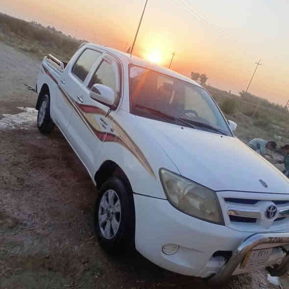 سلام عليكم اخوان سياره فلاونزه موديل ٢٠٠٧ مكفوله عفاله عامه كهربائيات كله شغاله تبريد شغال السعر ١٣٥ وبيها مجال مكلف بل نشر ***********
