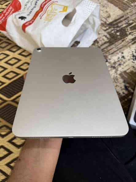 ايباد11ماستر مكفول من الشخط بطاريه99 عدد دورات 74الشحن للبيع السعر425وبيه مجال  ويه شاحنه الاصليه مالته بغداد مدينت الصدر***********
