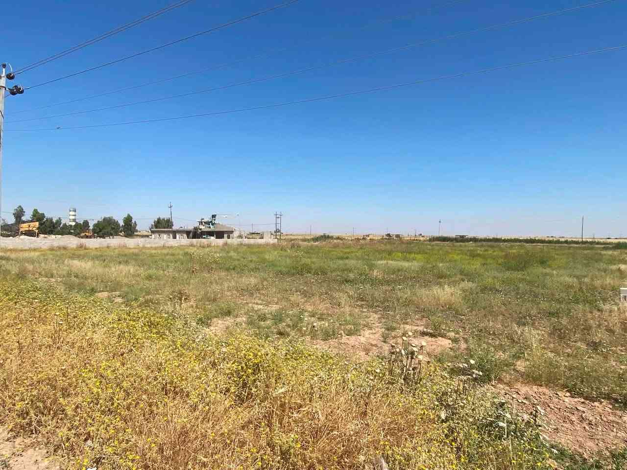 السلام عليكم ارض زراعيه للبيع طريق العباسي قرب محطه الجاسم أربع دوانم للتفاصيل اكثر /***********

