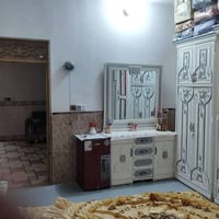 دار للبيع مساحتها 165متر ع طريق المعاره يم حسنيه مال العويسات ثالث بيت...