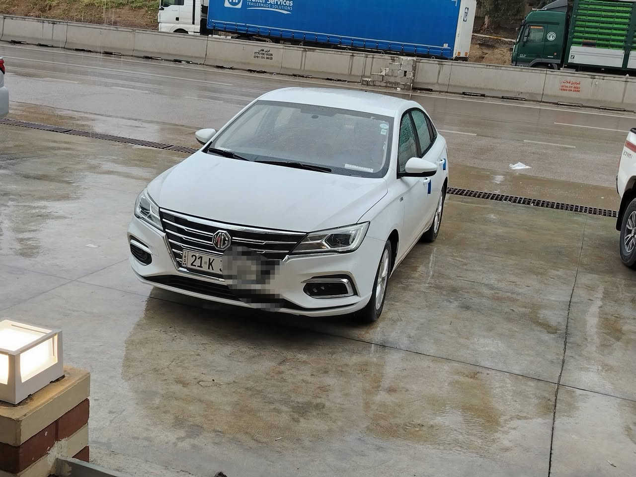 🔰(السلام عليكم ورحمة الله وبركاته) 
🔰للبيع 
🔰Mg5
🔰 موديل 2024
🔰ماشيه/29500الف قابل للزيادة 
🔰 مواصفات /STANDART
🔰1_مثبت سرعه
🔰2_لايت عدسه
🔰3_حساس قياس ضغط الاطارات
🔰4_ويل كب 16
🔰اللون/ابيض
🔰السنور مع صور السياره
🔰مكان /ديالى خانقين
🔰الرقم1 /*********** 
🔰الرقم2  /*********** 
🔰السياره بيه ضمان 6 سنوات او 200 كيلو متر 
🔰رقم سليمانية 
🔰السعر /103 قابل للتفاوض
