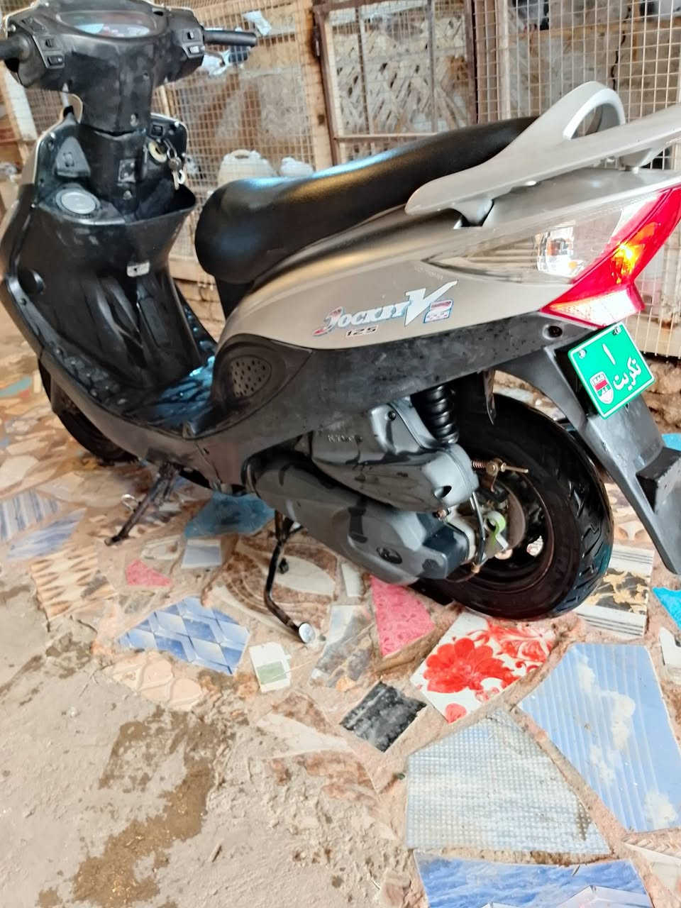 السلام عليكم اخوان دراجه للبيع موديل 2013 دراجه رمبه برغمه مفتوح الله شاهد صار لي شهر من اخذتها هسه ما احتاجها بعد الك تراي بيها منا للناصريه سعر 750 وبيها مجال للشراي العنوان قضاء الرفاعي استفسار عن رقم الهاتف او على الصفحه الشرايبي خير ويتدلل دراجه نظيفه محرك قشر كامله كامله احطك وراي لا تريد نطلع للناصريه نروح ونرجع ***********
