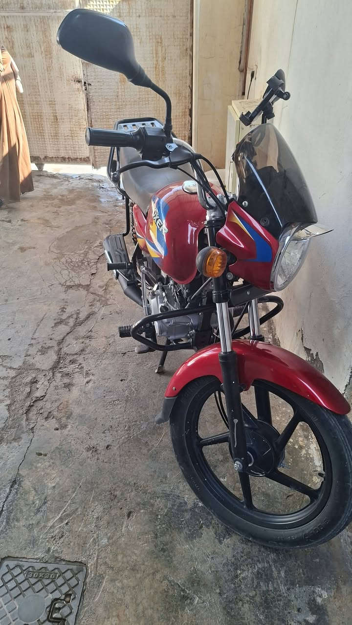 ٢١ للبيع دراجه جديده اتصل ودلل ***********
