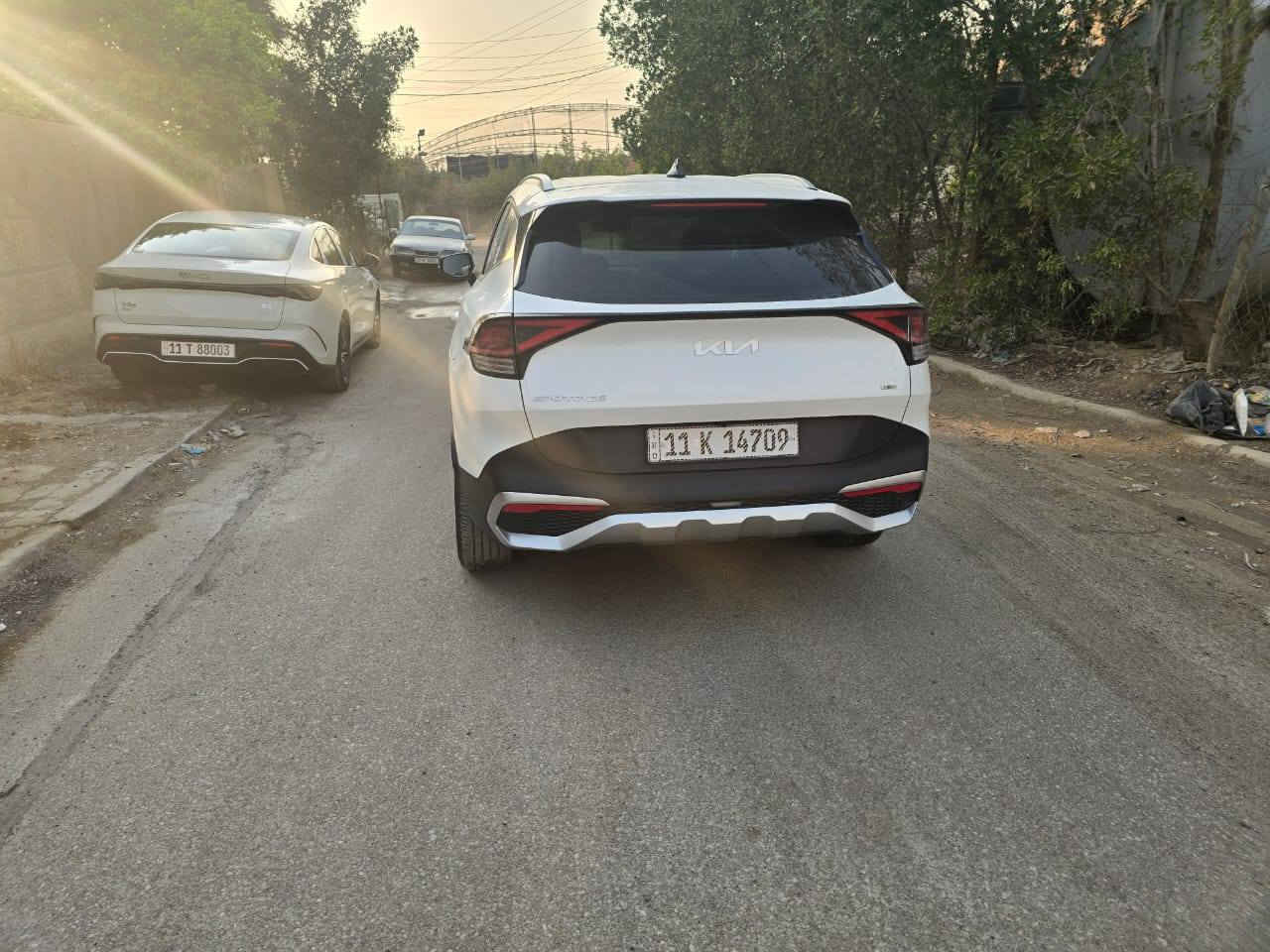 سلام عليكم  مكلف بلنشر للبيع كياسبورتج  وارد كوري مديل 2024 رقم بغداد دولي باسمي تحويل مباشر هزه سنويه جديده فول موصفات من عدا الفتحه محرك 2500 هايبرد  بدون حادث بيها تبديل 3 قطع بلادي من كوريا السعر 180 ورقه وبيها مجال للاتصال  ***********.  ***********
