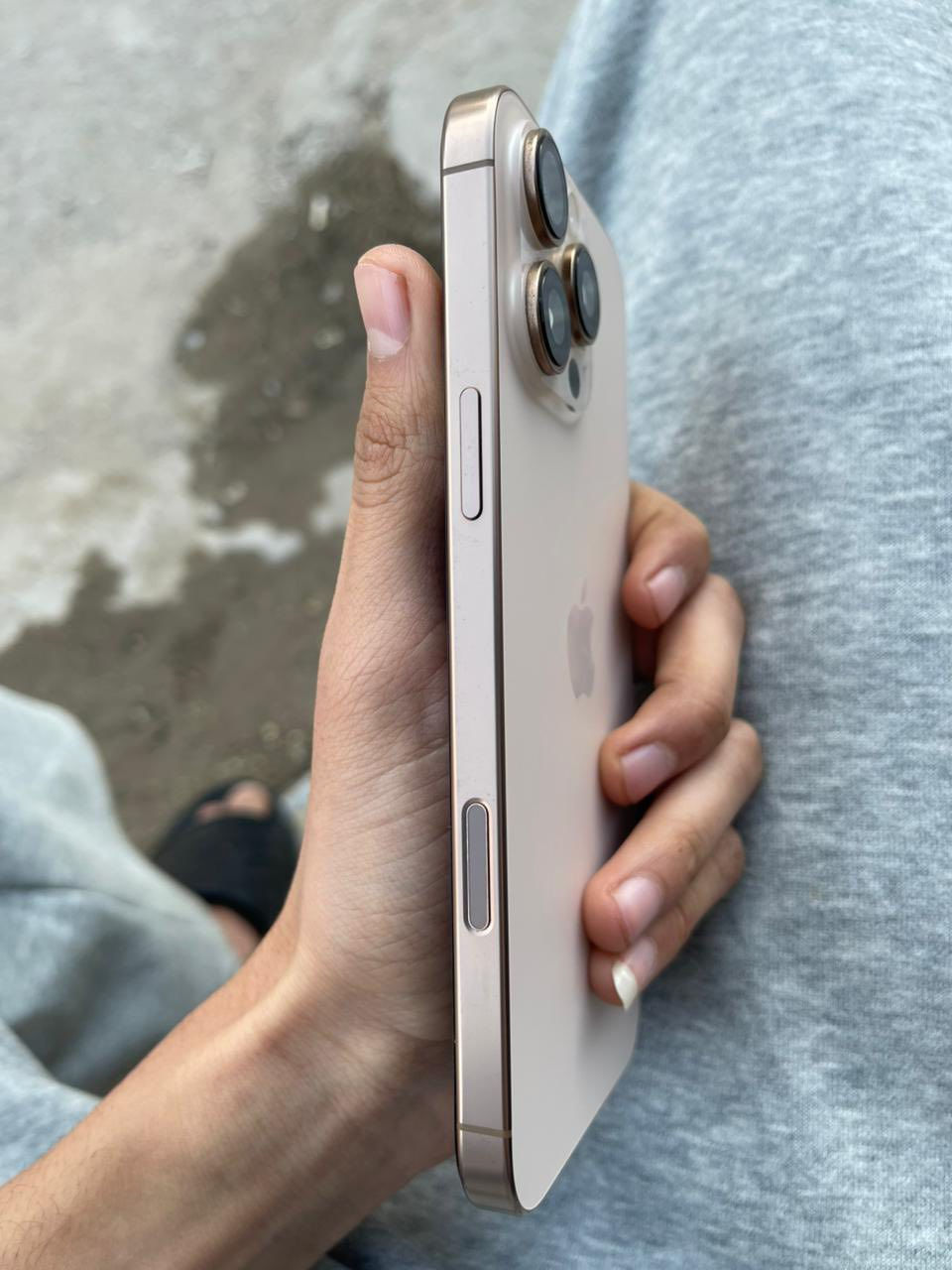 السلام عليكم  ايفون 16برو ماكس ذاكره 256بطاريه 100 جهاز جديد كارتونه مطابقه عربي شرق اوسط السعر مليون و 450 مجال بسيط مكان بغداد مدينه الصدر ***********
