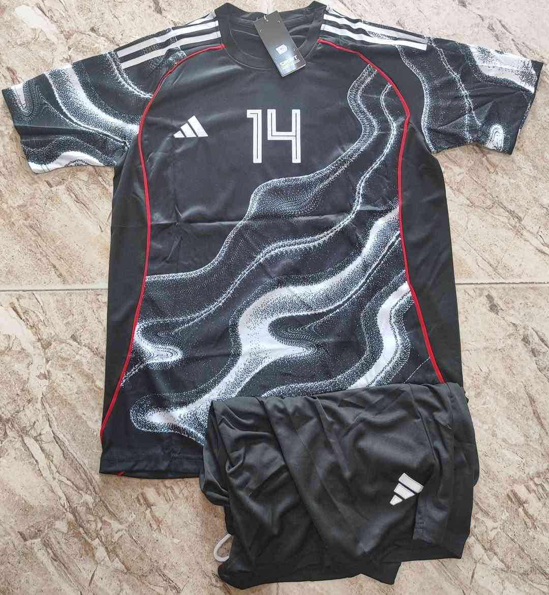 وصل وجبة جديدة دريسات ماركة ♥️ فرق الشعبية اصلية 🌹 
متسلسل من 2 إلى 25 
متوفر جميع الأحجام 
سعر 12 قطعة ب 65 الف 
سعر 24 قطعة ب 135 الف 
أيضا متوفر توصيل جميع المناطق العراق 
واتساب ***********
***********
