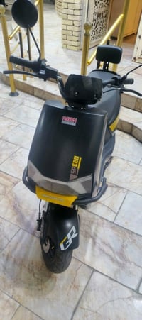 دراجه شحن الريان مستخدم قليل 6 بطاريات جدد  للتواصل 07762622738 البصره...