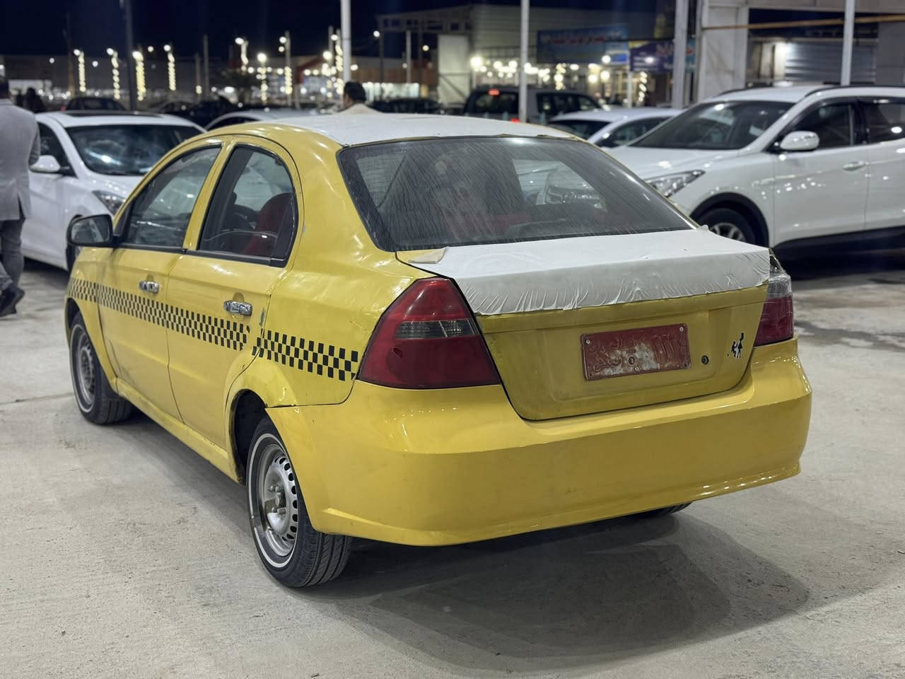 سلام عليكم افيو 2008 محرك 1600
محرك كير تبريد جاهزات ترايها حلو 
الكشر شوف العين مصبوغه عام وتحتاج بعد صبغه
راعيها ابن عمي بلكوفه. ابيع كوم حديد بس راعي
السعر 28 قفل مكان النجف *********** بي وتساب
 اخووان اني مكلف بلنشر اتصلو ع صاحبها
