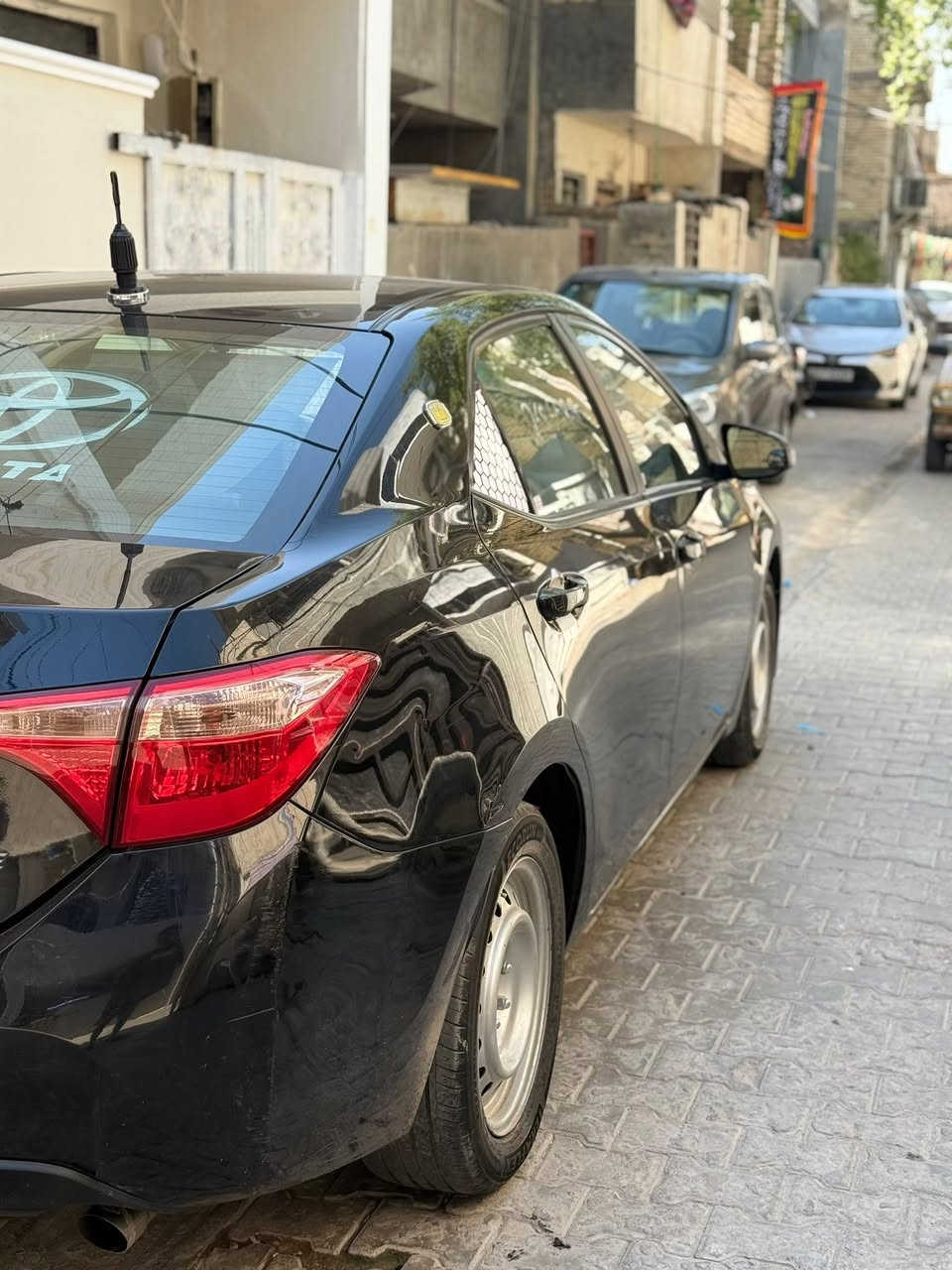 السلام عليكم ورحمة الله
البيع كورلا موديل 2019 وارد أمريكي، سيارة نظيفة جدًا
✔️ مكينة شرط وفحص ممتاز
✔️ حادثها بسيط جدًا
✔️ كير ناعم وما بي أي ملاحظات
✔️ تبريد ثلج بالصيف
✔️ تايرات ودوشمة بحالة ممتازة
✔️ شاشة + كاميرا + مواصفات LE
✔️ ما تحتاج دينار مصروف، تركب وتمشي

📍 العنوان: بغداد – الطوبجي
📍 الممشى: 14 ألف
🎨 اللون: أسود
💰 السعر: 132 قابل للتفاوض للجادين فقط

📞 للاستفسار: ***********
