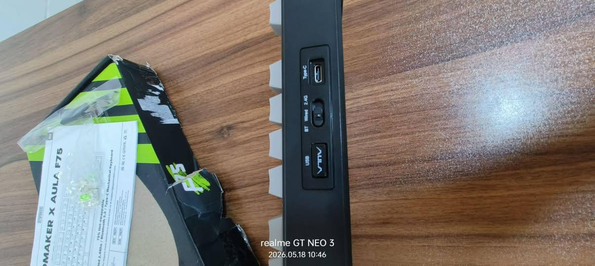الله حيهم
شون شباب 
كيبورد مرتب مثلكم aula f 75 pro 
مرتب مثل ما تشوفون 
بيش؟؟
٧٠؟
٦٠؟
٥٥ ويه سعر توصيل 
علما كيبورد جديد لم يستخدم قط كامل ملحقات 
تواصل على واتس اب على رقم اخواني
***********
