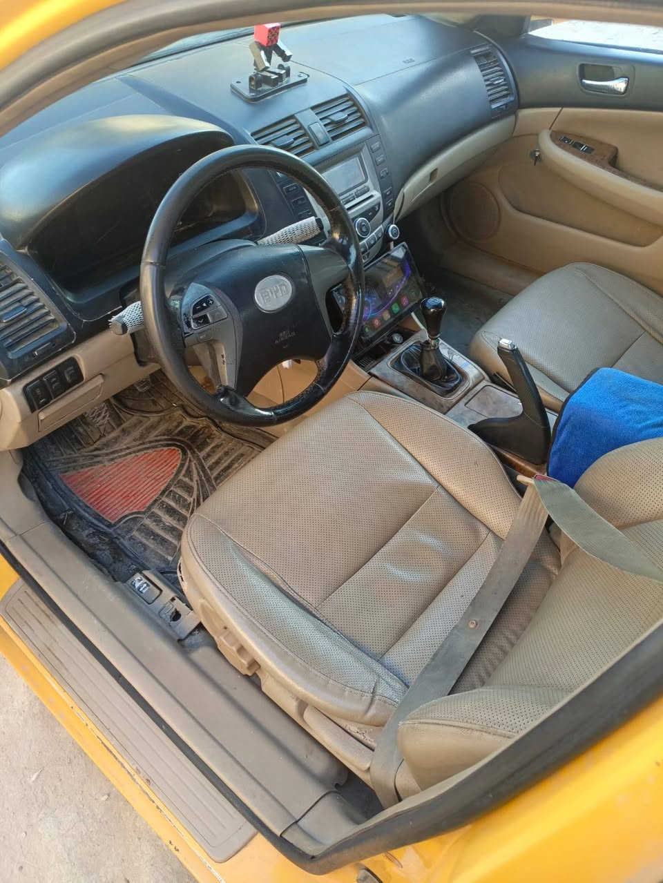 بيوايدي هف 6 مديل11 مصفره جاهزه تحويل مباشر بيع و مراوس سعر 37 وبيه مجال لطيبين مكاني بقداد ***********
