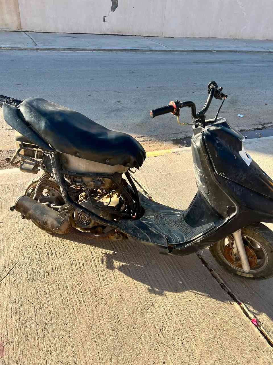سلام عليكم عندي هاي الفراشه رايدها 125 وذا اكو مراوس بدراجة كير بعد احسن


**إذا كنت صاحب هذا الإعلان وتريد حذفه لأي سبب، رجاءا أرسل رسالة إلى الدعم الفني**