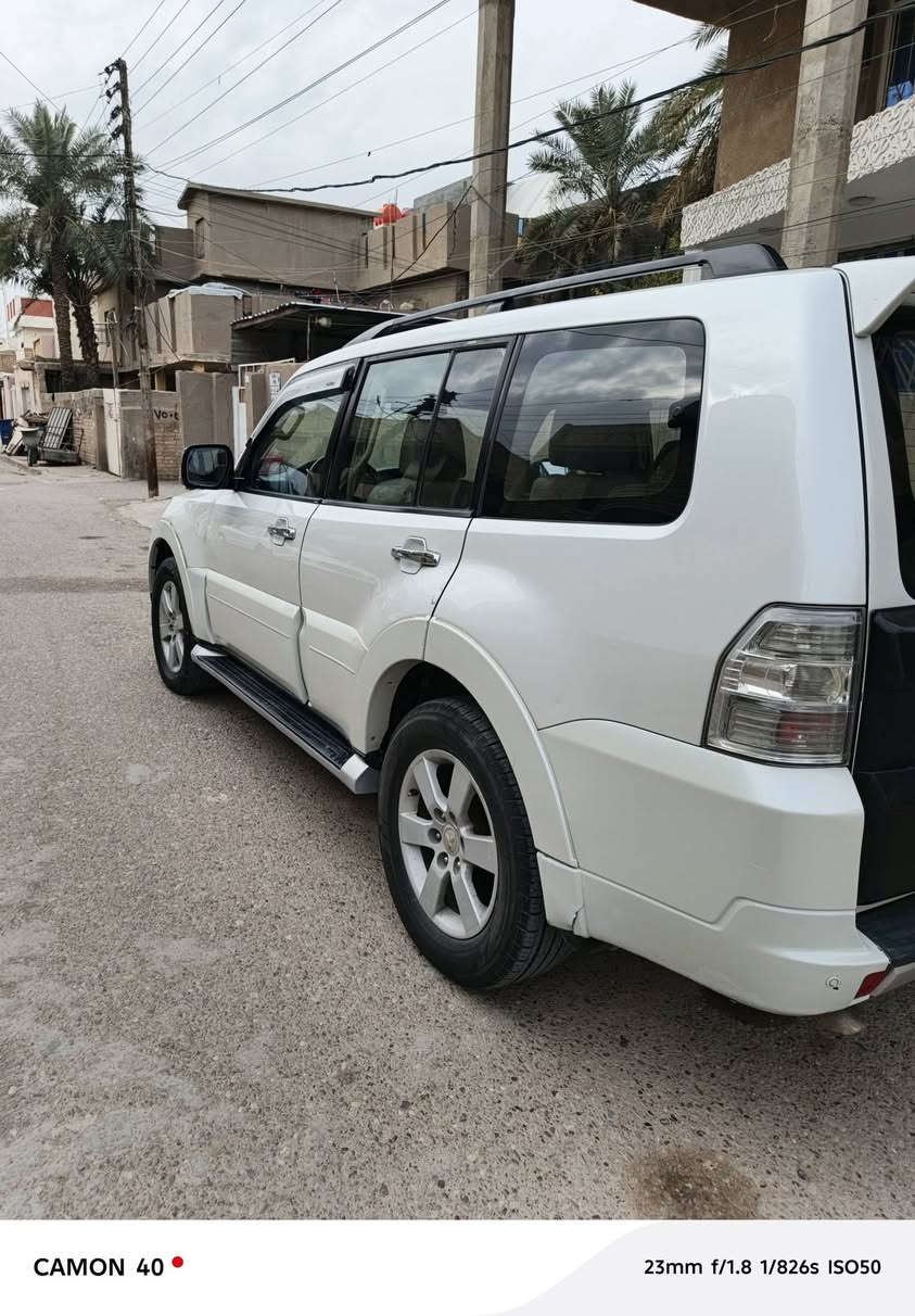 السلام عليكم 
ميتسوبيشي باجيرو2008
السياره خليجي
 
رقم بغداد الانگليزي باسمي تحويل ثاني يوم  
مكينه 3800
السياره مال جناي وعائلية
باتري جديد
السياره نظيفة ونصبته كلش حلوه وكاعده
السعر95
للاستفسار الاتصال على الرقم ***********
