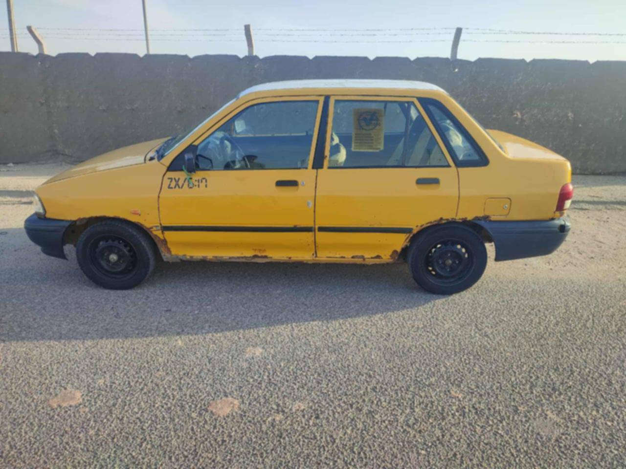 السلام عليكم سايبه 2012 راعي موجود رقم قادسيه مكينه جديده حداديه حلوه تخم تاير كير يفلت الاوال والثاني عليها غرامه بلمرور 100الف هيئه مامحسب عليه /مكان السياره النجف المشخاب /***********//***********//السعر ٨ ورقات
