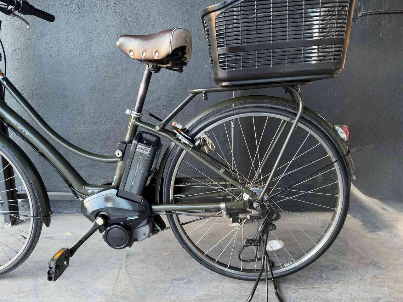 پاسکل یابانی شەعن ماڕکەی yamaha
قیاس 26
پاتری 12.8ah
وەکو شەریکە ماوەتەوە 
سێ کلیلی شەریکەی لەگەڵدایە 

*********** ژ.م 
واستئەپ
ڤایبەر
