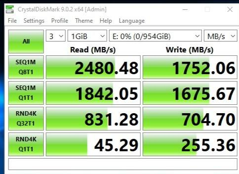 هارد كوداك kodak
السعة: 1TB
النوع: NVMe SSD
المقاس: M.2 2280
الواجهة: PCIe Gen 3.0 x4
سرعة القراءة: تصل إلى 2500 MB/s
سرعة الكتابة: تصل إلى 2000 MB/s
جديد غير مستخم مفحوص وحجم حقيقي
سعره 110


**إذا كنت صاحب هذا الإعلان وتريد حذفه لأي سبب، رجاءا أرسل رسالة إلى الدعم الفني**