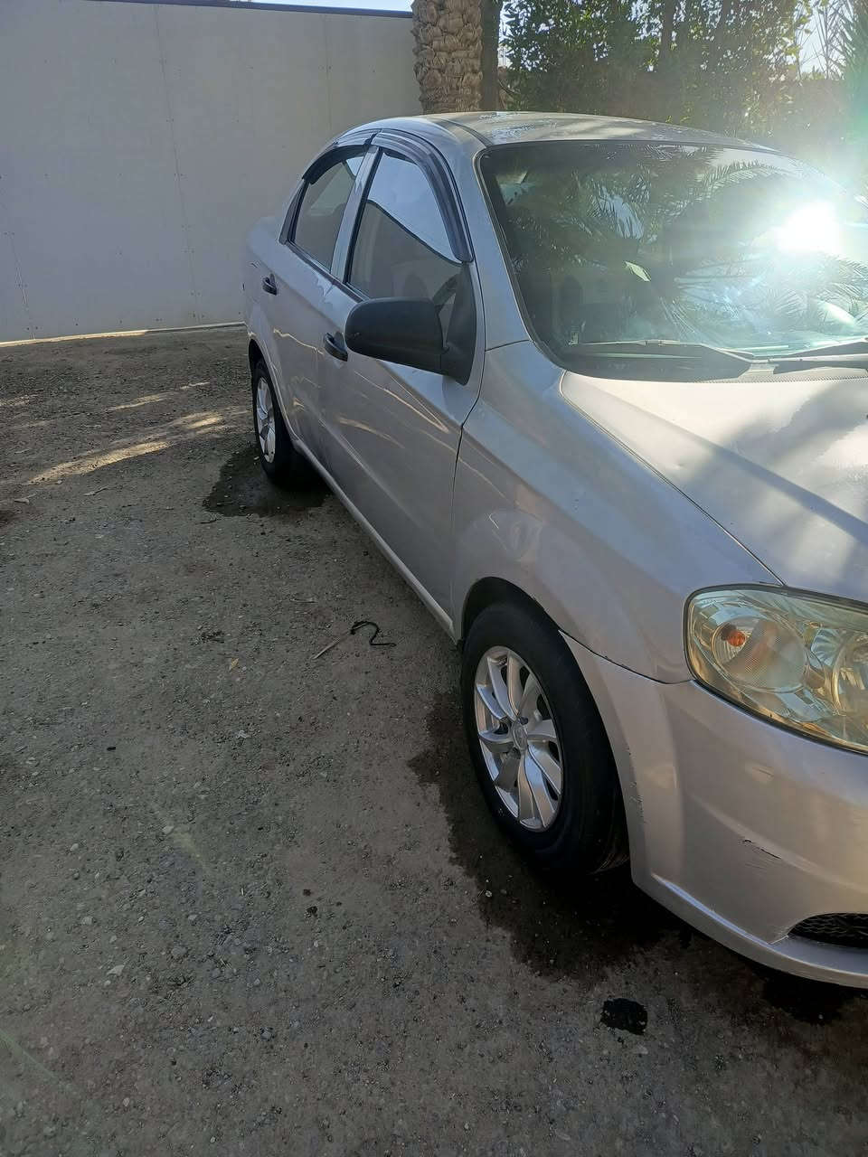 افيو موديل 2009 كير اوتوماتيك رقم كربلاء نكليزي سنويه محرك جديد تبريد شغال تخم تاير جديد جاهزه مابيه اي نقص ماشيه 220الف سياره ماتعبانه ***********
