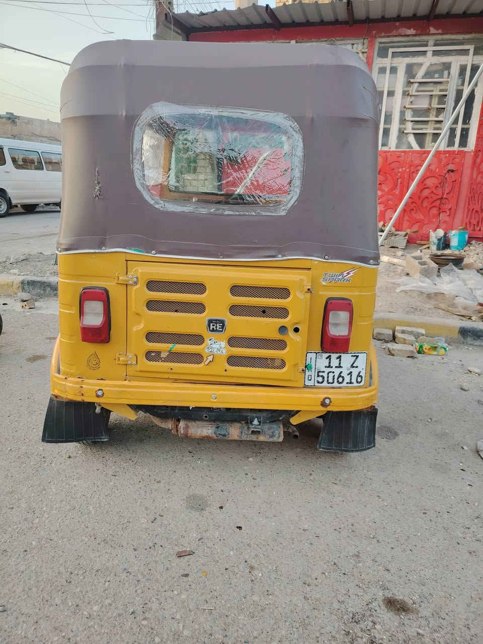 السلام عليكم تكتك مديل 20رقم انكليزي ابسمي تكتك نضيفه تخم تايرات محرك اكسل كهربأيات كلها شغاله سعر 7 مكاني حسينية راجديه رقمي  بس واتساب ***********
