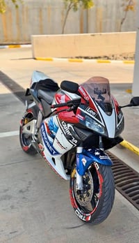 CBR600RR • ٢٠٠٥ • ٤٠٠٠٠