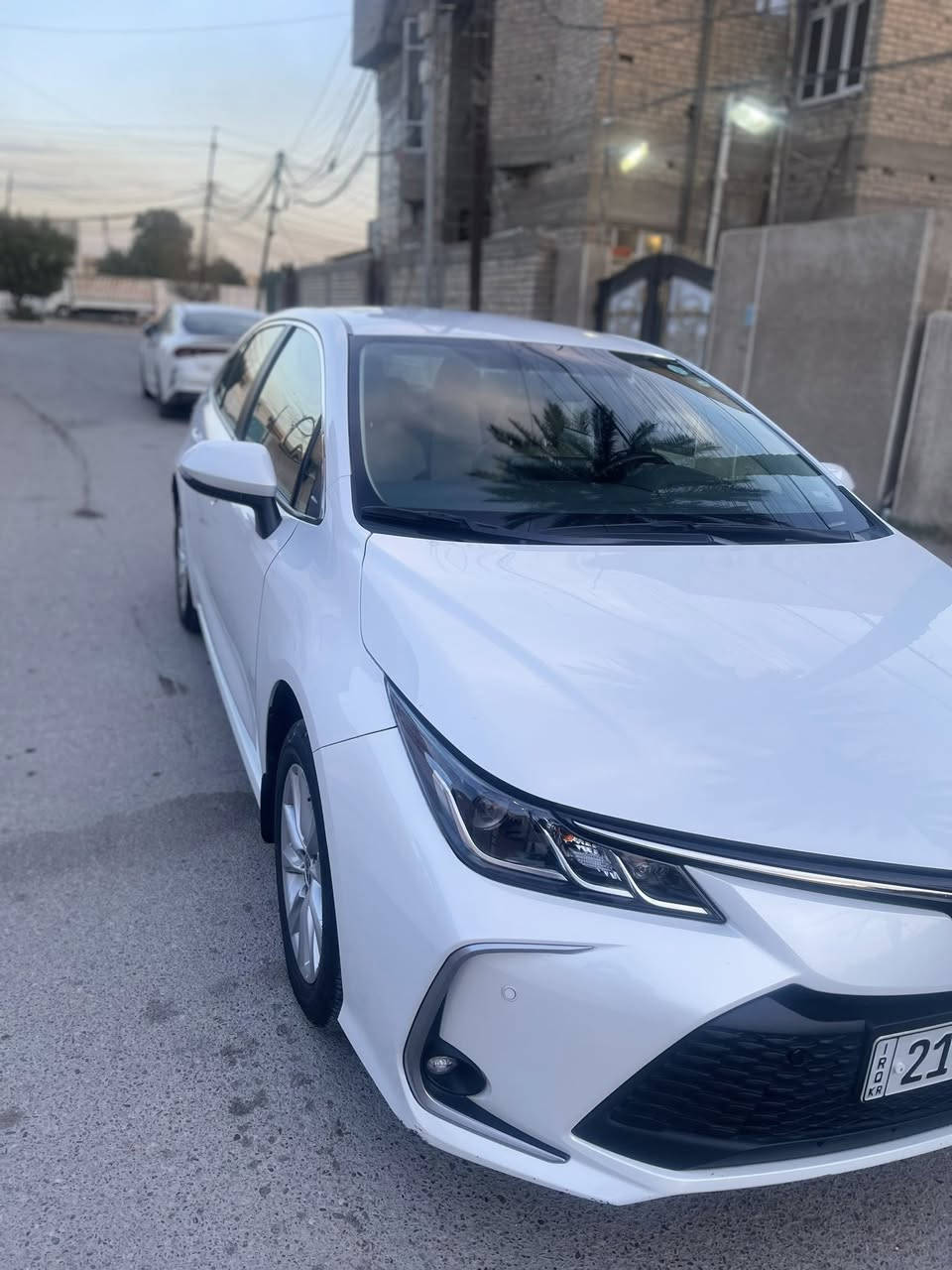 كورلا 2023 خليجي شركة ساز
السلام عليكم كورلا 2023 خليجي شركة ساز (بانزين فقط)
‏(SAS)
رقم سليمانية الدولي الجديد  سنوية جديدة لل 2028
موصفاتهة 
ماشية 51 بعدهي بضمان الشركة 
محرك 1800 بانزين 
بصمة + دخول ذكي 
نظام ترحيب عند اقتراب 
تبريد قطعتين 
حساس استشعار عن القتراب 
نظام قيادة ( سبورت وعادي ) 
كيجات دجتل شاشة 
حساس امامي و خلفي 
مانع انزلاق 
شاشة حديثة 
مري شفط 
حساس اطار وحساس مطر 
السيارة كفالة عامة من بارد والصبغ كفاللة عامة  جديدة حتى كتلوكات الشركة والضمان بيهة بعدة 
المكينة والكير عامة من فتح و الصوت وتبخير و التنقيص وكلشي 
بيهة فقط رصعة بالجاملغ خلفي  
عنواني بغداد 
السعر 173 
***********
