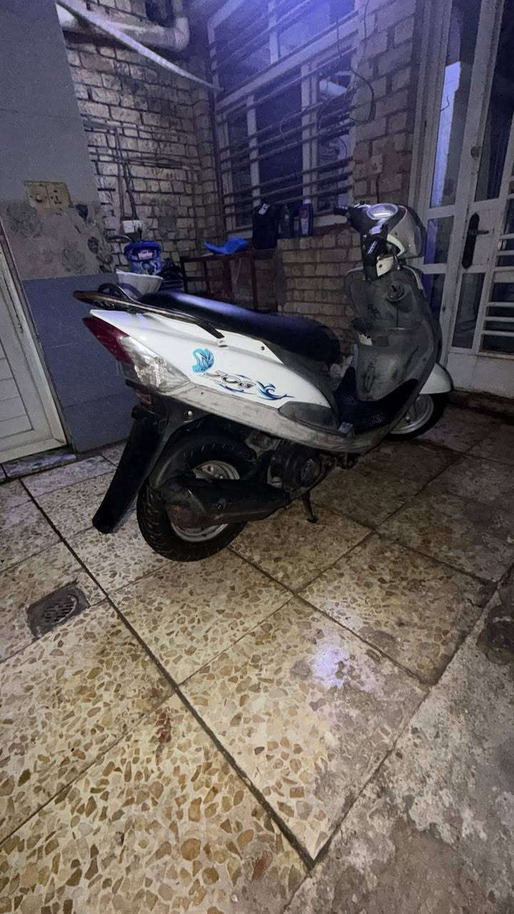 سلام عليكم دراجه ماكس منغولي للبيع دراجه مابيه نقص برغي ومكينته ناعمه كهربايات هلك شغاله سعر ٦٠٠ وبيه مجال لمكان الأمين ثانيه  التصال ***********
