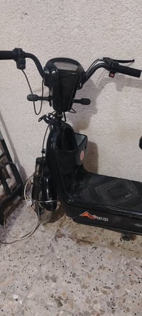 دراجه للبيع مانعرف عطلها چانت متروكه للتواصل 07781041814 السعر خاص