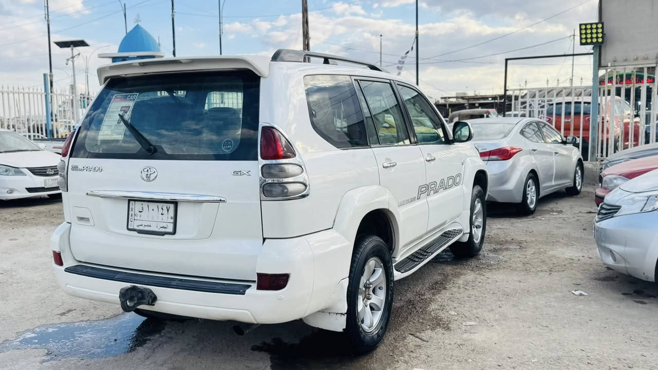 سلام عليكم ورحمة سياره نوع برادو موديل  سياره بيه باب السايق صبغ والباقي كفاله
2007

7راكب 

4سلندر 

محرك كير حداديه جاهزه ما ناقصه شي  سياره شاشه حساسات اماميه خلفيه  تبريد تدفه سياره جاهزه ما ناقصه شي 

سعر سياره 130 وبيه مجال قليل. 

الستفسار اكثر انتصل 

�ً***********
