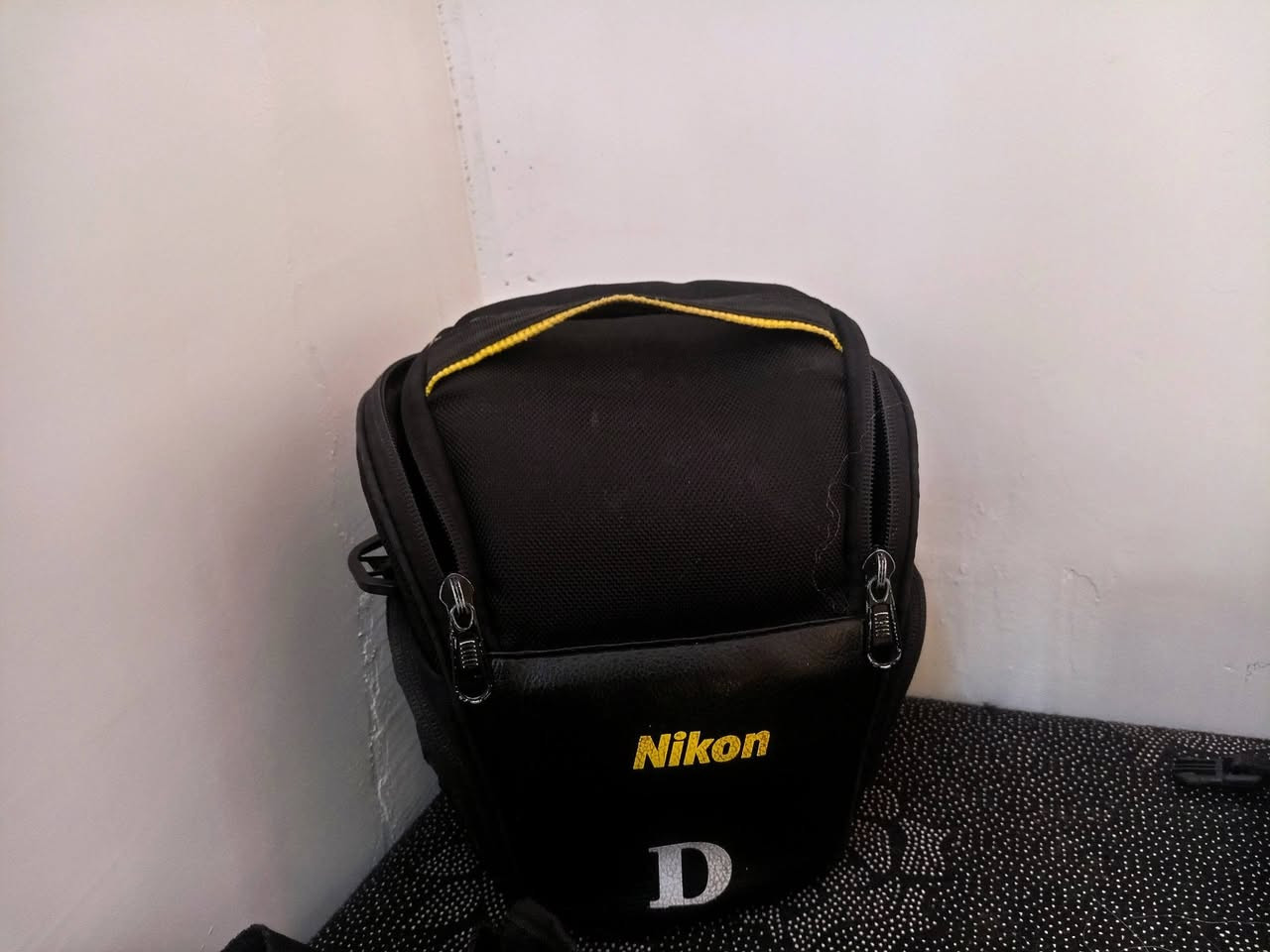 للبيـع 📷.
كـامره Nikon D3100 خللها فقط العدسه ضـاربه 

الـشراي يـراسلنـي ويـدلل مكانـي بـابل جـبله.


**إذا كنت صاحب هذا الإعلان وتريد حذفه لأي سبب، رجاءا أرسل رسالة إلى الدعم الفني**