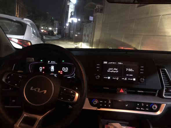 سلام عليكم للبيع 
كية سبورتج 2023  
السيارة كفالة عامة من صبغ بارد تبديل   رصعات او كفالة كير محرك كلة كفالة 
مواصفات السيارة
1 سايد بريك دكمة 
2قطعتين تبريد 
3 بصمتين 
4 تشغيل عن بعد 
5 جام كهرباء 
6كشنات مخمل 
7 شاشة كار بلي 
8  ثلاث انضمة قيادة 
9تثبيت سرعة 
10بسمي السيارة شرط التحويل 
11محرك 2000 دوش 
12امان سرقة 
مكان السيارة بغداد 
سعر السيارة 220 بيها مجال للطيبين 
رقم الهاتف للستفسار ***********
