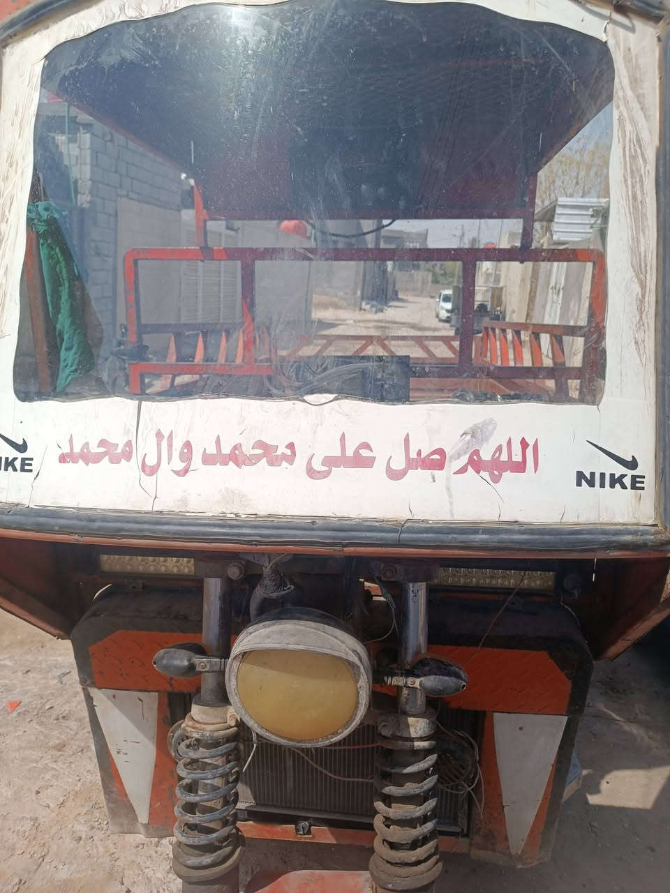 السلام عليكم ستوته للبيع ستوتاه نضيفه بس أنه ما غاسلهة رائده 3500وبهة مجال العنوان البصره ابو الخصيب اعويسيان ***********بيه اتصال وبيه واتساب
