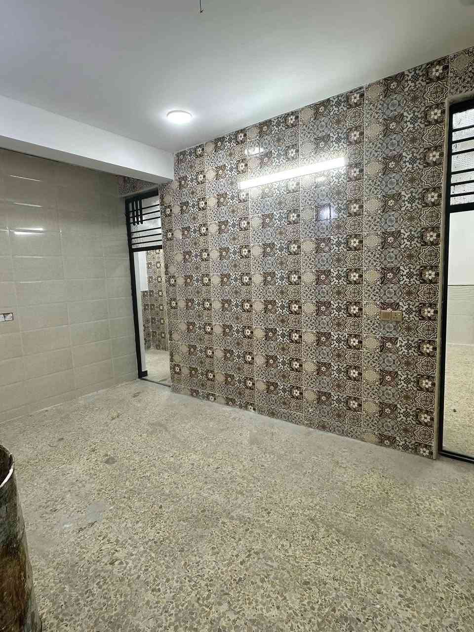 شقه للأيجار بالديات قرب جامع سيد صلاح رقم الهاتف ***********
