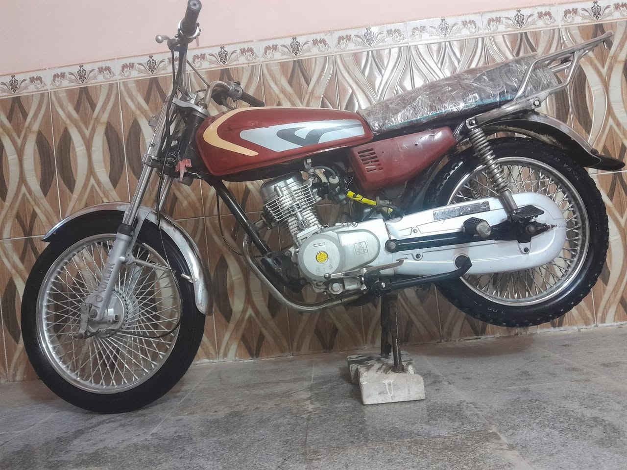 سلام عليكم دراجه للبيع تايكر موديل 20 وراق سكنر ولمحرك نامه متياز23شرط تفيلس ما فيلسه  كفاله سعر 425 وبيه مجال مكاني عفج رقمي***********بيه وتساب
