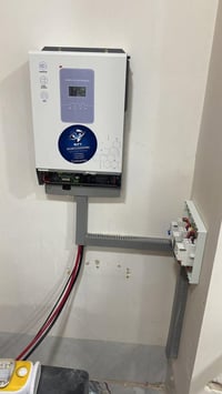 الراشديه • طاقة شمسية • بطارية ليثيوم ١٦ كيلوواط