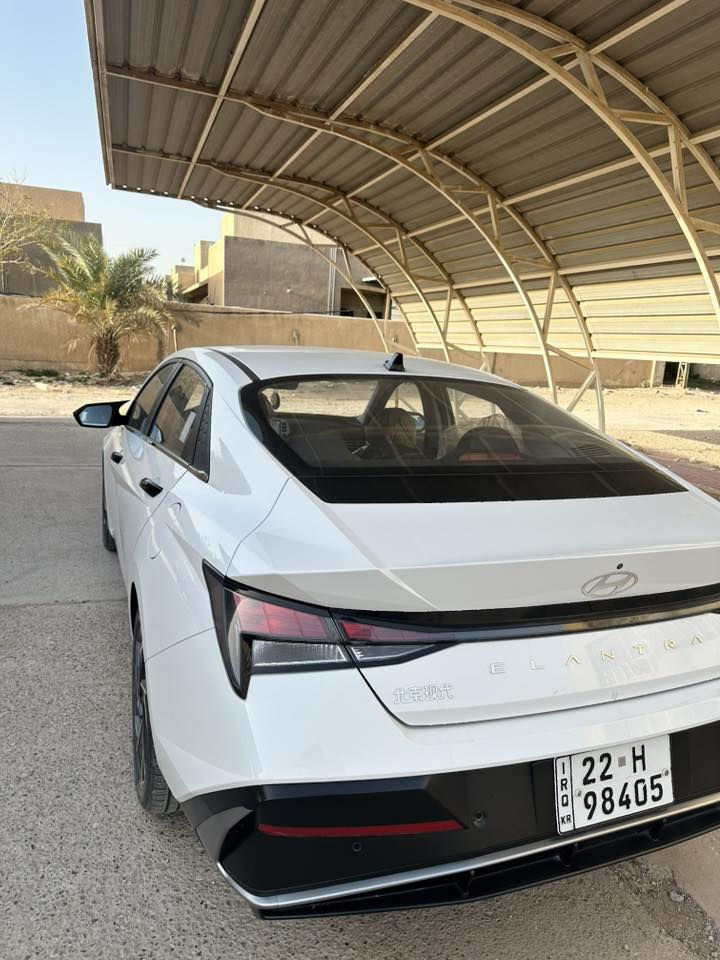 السلام عليكم
النترا 2024 تجميع الصين 
ماشية 16500 السيارة على وضع الشركة بعدها زيرو 
فول مواصفات بصمة فتحة كشنات جلد رادارات كاميرا وشاشة اصلية اشاير مري وباقي المواصفات المعروفة عليها اضافات كفرات مري باتمان وكفرات يدات مكفولة كفالة عامة 
السعر 150 وبيها مجال ان شاء الله عنواني نجف 
الاستفسار الاتصال ‭0781 062 2697‬
او ***********
