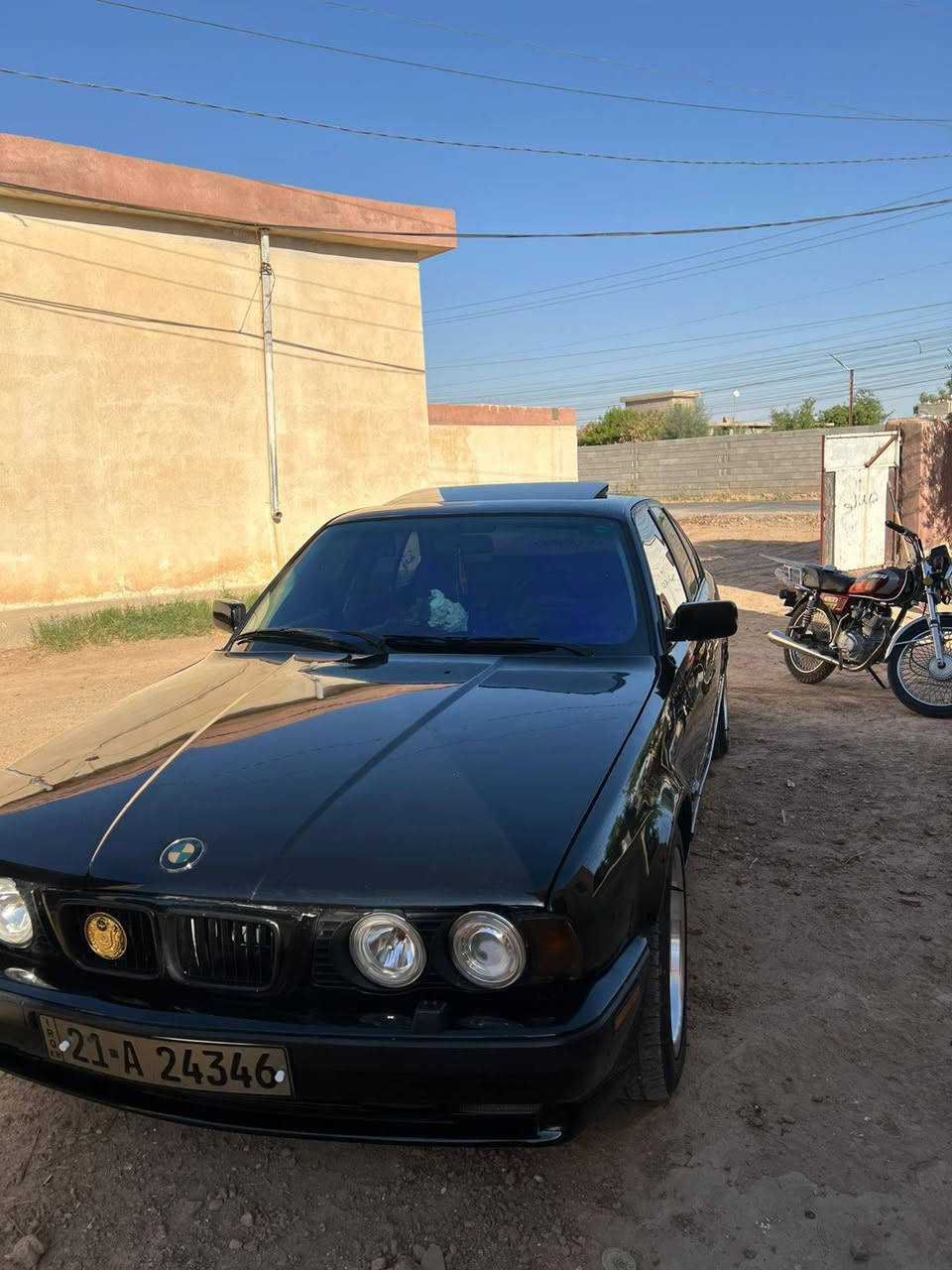السلام عليكم الحلال للبيع 525اصل محرك مسكر عدل لا تبخير ولا تنقيص الحمدالله والشكر تشغل وتطلع 
رقم سليمانيه دولي باسمي تحويل ثاني يوم 
سنويه الئ 2029
غرفه كشنات جلد 💎
دبل ايرباك 💯
كشنات كهرباء 💯💢
فتحه سلايت 3طكات 💯
ويل Mهوه وتايراته جديده لا فطر ولا عواج
صدر امامي خلفي جديد 💥
منضومه زنون كامله 💯
دعاميه امامي M
دعاميه خلفيه M
شاشات خلفيه 💫
كهربائياتها كلها شغاله 👁‍🗨
مسجل +سماعات كلها كصه صوت يرج سياره 💢
تحكمات كشن 3وضعيات
اربعه جام كهرباء👋
تراي سياره خفيف وحلو 🗯
شلعه معدل انطيك💫
سياره ماتحط عليها برغي كامله مكمله شراي اتصل وتساب ***********
