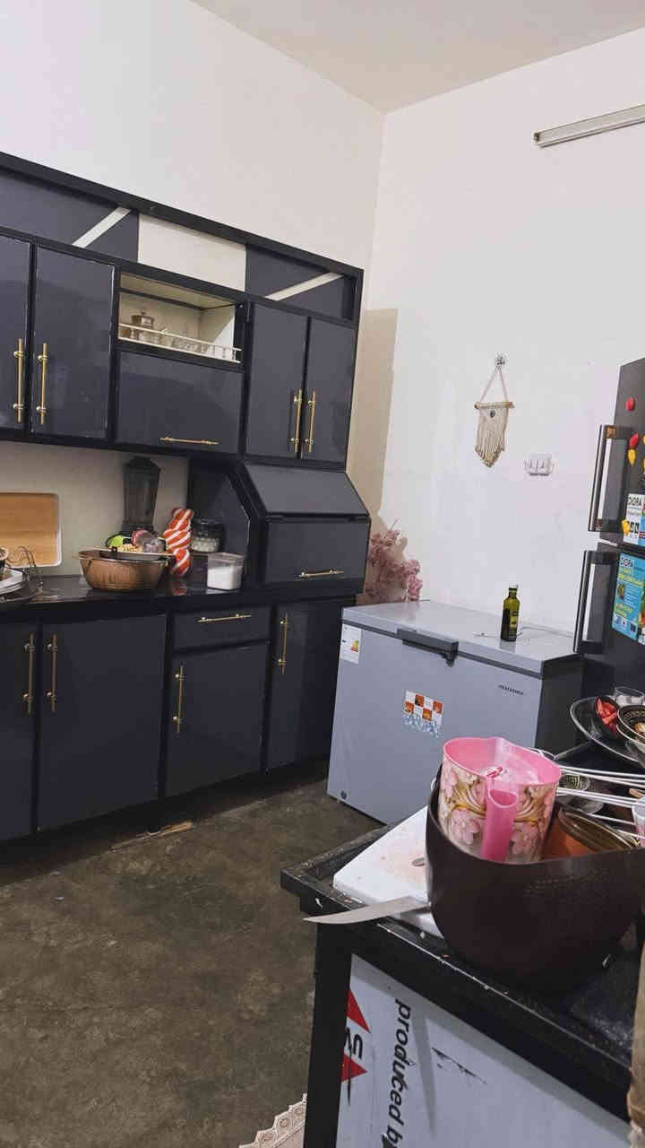 دار للبيع رقم بلديه اوراقه كامله 
130 متر بناء نضيف 
ابنص الطابو صاير 
حي النصر قرب مستشفى النصر 

سعر 55 مليون بي مجال 

الاستفسار مراجعة مكتب المدينه المنوره للعقار حي النصر قرب جامع المدينه المنوره 
***********
نستقبل جميع عروض بيع وايجار العقارات السكنيه والزراعيه
