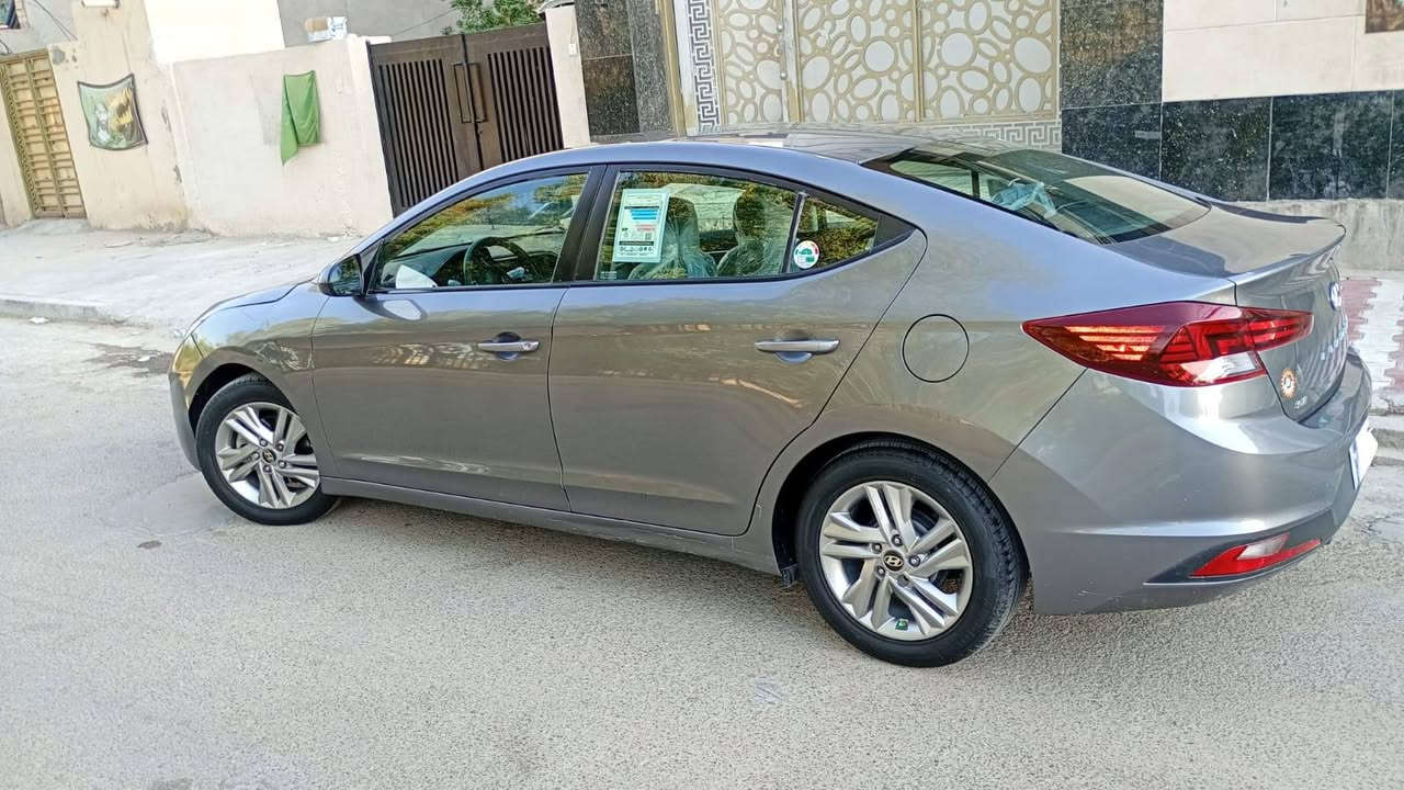 السلام عليكم سيارة لبيع النتراموديل2020وارد امريكي بيها بنيد  شوية صبغ بالبنيدكامرة دوارةسيارة بسمي مشروع وطني رقمها بغداد تحكم استيرين جهتين نضام قيادة السعر 23وبيها مجال لستفسار***********
