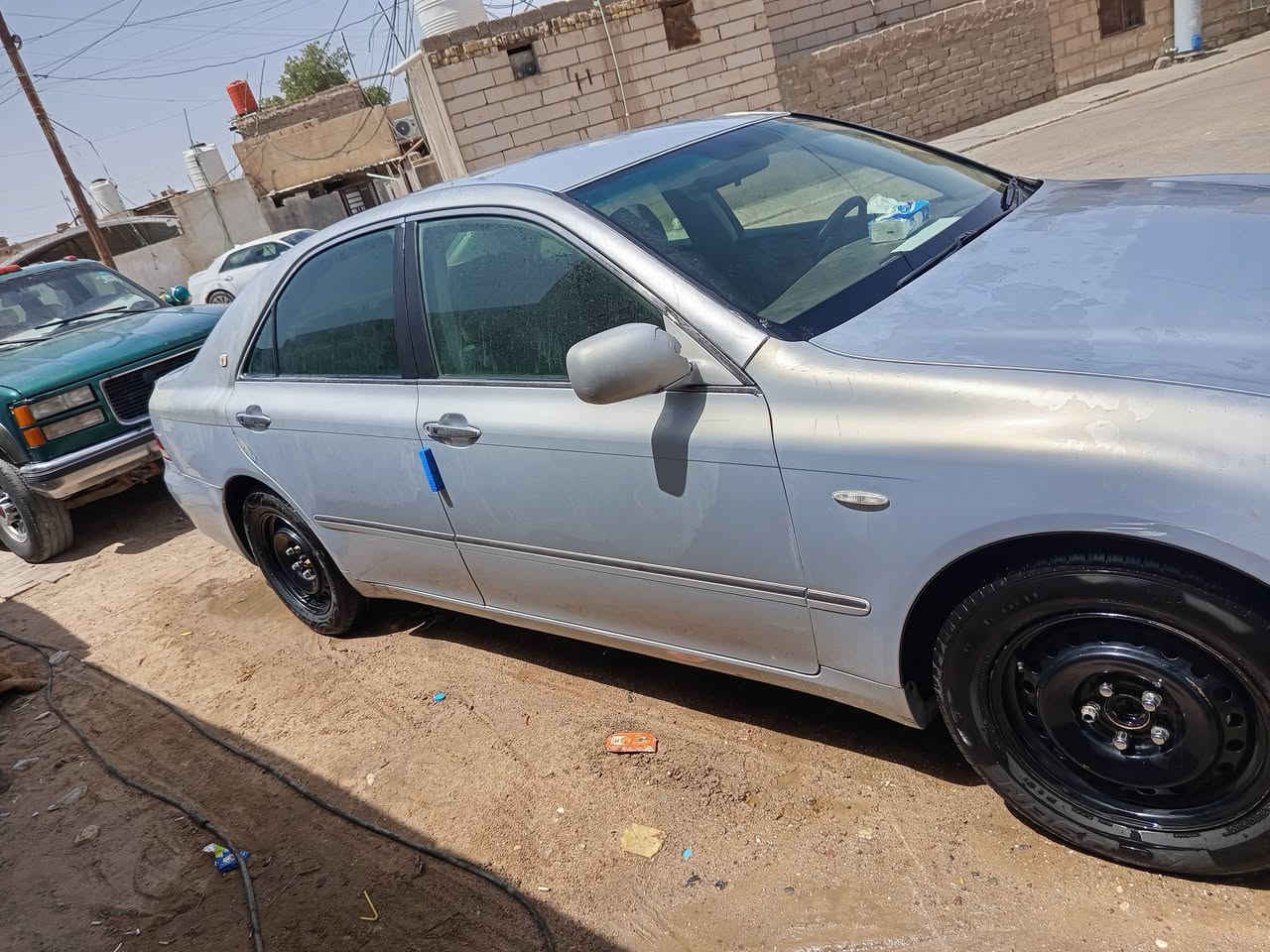 للبيع شاهينه ادوات سياره فول مواصفات عده الفتحه مكينه كير حداده تايرات كلهن جدد بيه رقم وسنويه شمالي مكانه بصره السعر 29 وبيه مجال ***********بي واتساب اتصل وبخدمتك
