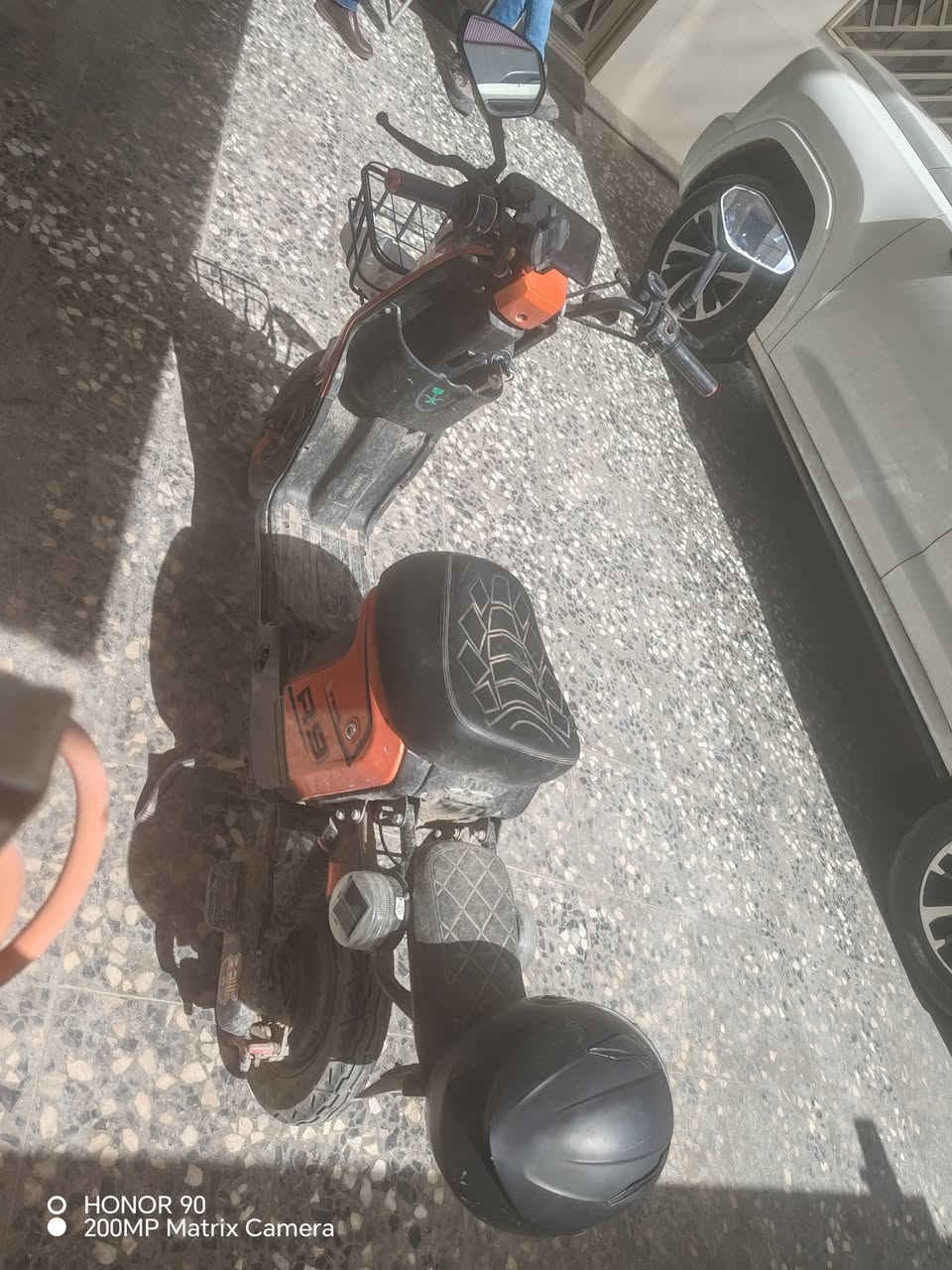 السلام عليكم...

دراجة للبيع
باتريات جديدة
تايرات جديدة
السعر ٣٠٠ الف قفل
للاستفسار فقط اتصال
***********
