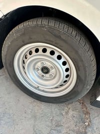 ويل 16 للبيع يرهم اوبتيمه سوناتا  كورلا سعر 300 وبيهن مجال 07838241111