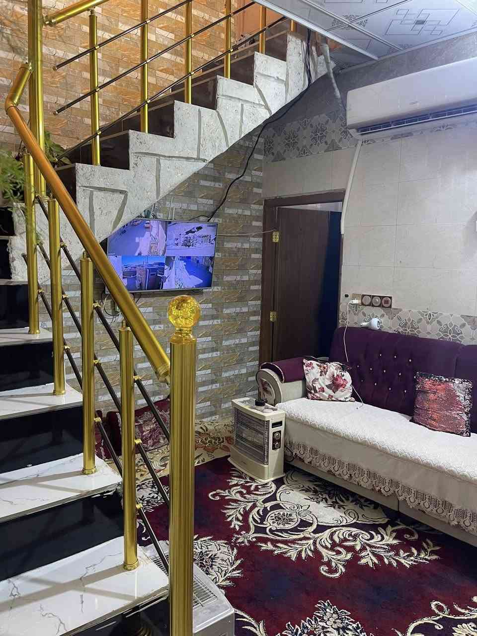 بيت 50 متر طابق واحد حي ميثم التمار مقابل اسواق برتقاله الاستفسار ***********
