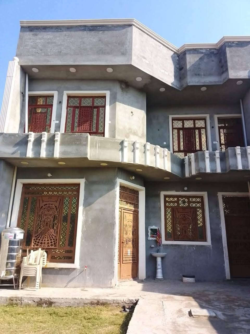 🟢تسلسل: 1105
🌹على بركة الله🌹
🟢دار للبيع في الفلوجة حي الجولان الثانية قرب الطريق
الحولي الجديد
📍شارع : ١٢ م تبليط ومجاري كاملة نافذ الى شارع ٤٠ الحولي الجديد
📍طابو زراعي
📍المساحة : ٢٥٠ م
📍الابعاد : ٩م ٢٨ X م
📍بناء بلوك ٢٠١٩

🟢مشيدات الدار للطابق الاول
غرفتين نوم واستقبال وصالة ومطبخ وحمام وصحيات
🟢مشيدات الطابق الثاني
غرفتين نوم وصالة

⭕️سعر البيع : ٩٨ مليون دينار مع المجال
مكتب دجلة الهندسي للعقارات حي الجولان قرب صناعة الجولان للسيارات مجاور سوبر ماركت الهلال
للاستفسار الاتصال
***********
***********
