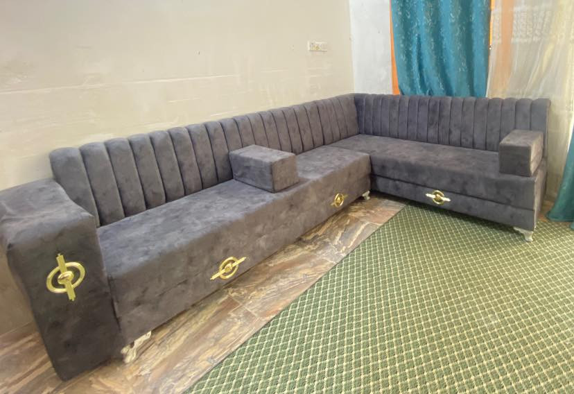 السلام عليكم 
ديوان حطاطة  6قنفات  للبيع 
للاستفسار ‏‪***********‬‏
