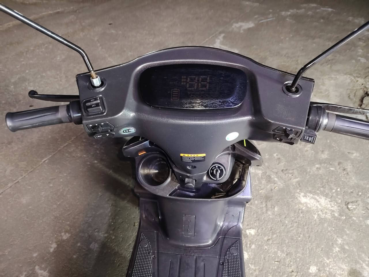 ماطور شحن موديل 2024 اخو الصفر شرط الفحص مكفوله من كلشي ماشيه شي قليل 6 بطارية نظام بك يرجع ريمون تشغيل عن بعد السرعة الحقيقة 60 السعر 525 وبيها مجال لشراي مكاني كركوك حي العسكري *********** وتساب ***********
