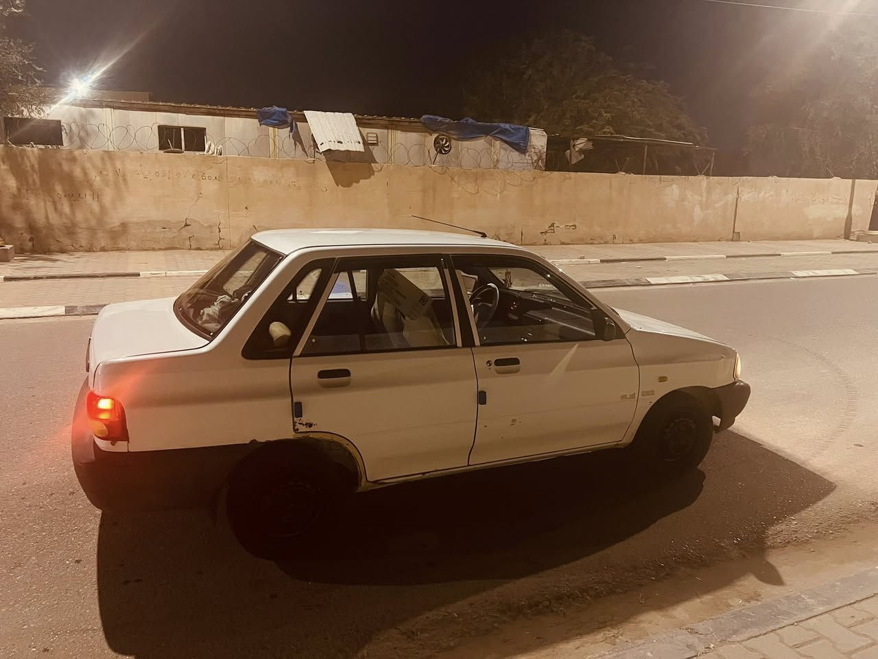سايبه مديل 2009 رقم كربلاء باسمي مكفوله من الضربه والصبغ بيها فقط دعجه صغيره حيييل بل جاملغ الامامي وعايفها على وضعها تبريد عوزه بس غاز سياره حلوه مكاني كربلاء الحسينيه ***********
