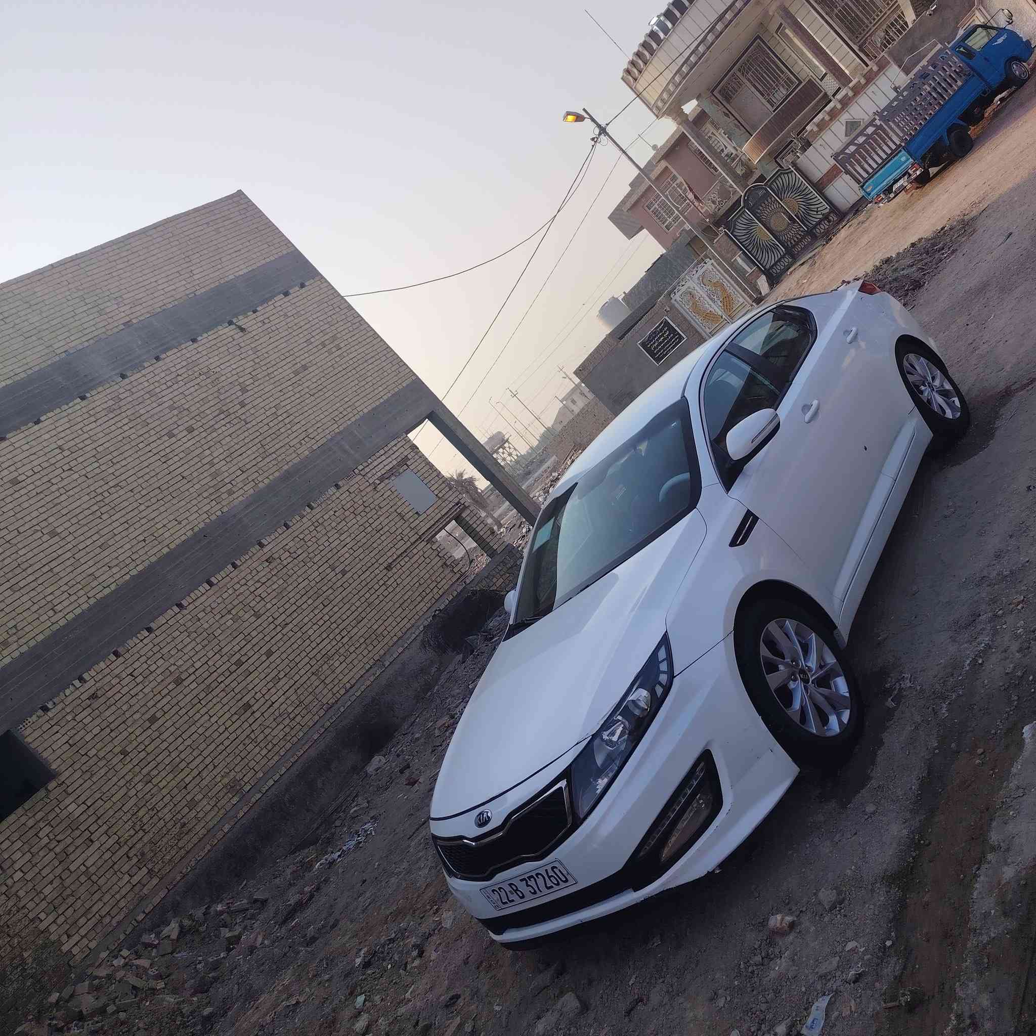 سلام عليكم للبيع كيه اوبتمه ٢٠١٣ خليجي  رقم أربيل بسم عربي من لحله داخل لونين بيجي  واسود اشاير بل مري حساسات ٥ ويل كب بيه قطعتين جاملغ وبنيد رقم  جديد سنويه جديد  مكاني بل حله  السعر ١٢٣  قفل  ***********. .
