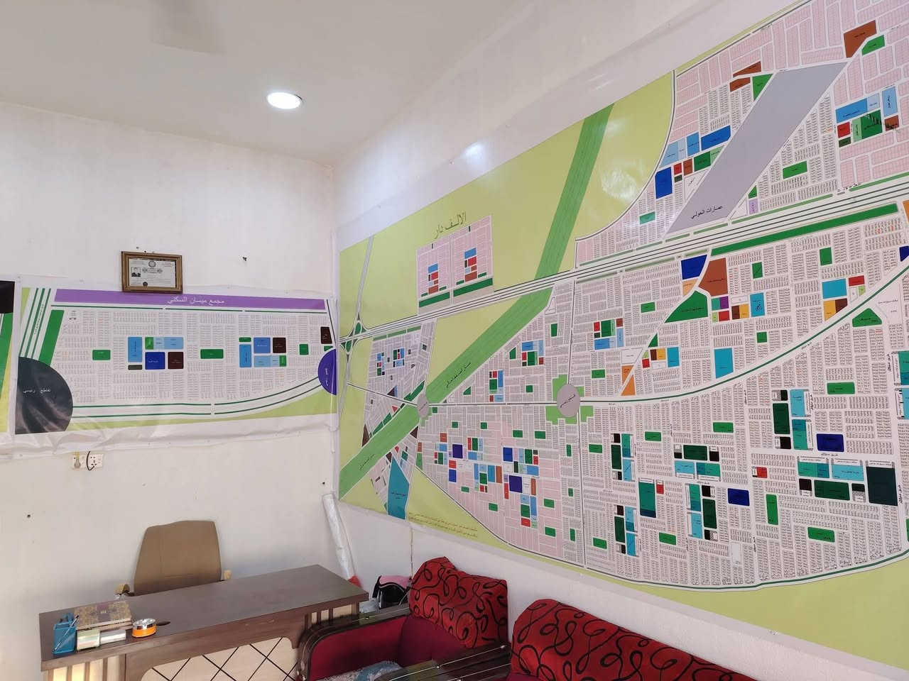 اهلاً وسهلاً زبائننا الكرام 🏡
مكتب عقارات الساعدي ميسان العمارة
(  بادرة اولاد  المرحوم حسين ضيدان  ) 
لا تفوت الفرصة لتكوين ثروة في سوق العقارات... 
جدد حياتك مع عقار جديد في موقع هادئ ومريح تواصل معنا الآن... 
 نشتري ونبيع  القطع بما يناسبك في سوق عقارات الحولي ابو رمانه: وفي جميع مناطق العمارة   البتيرة الحولي مقاطعه 14ومقاطعه و ( 2 )الحشد والرياضين والصحه والمرور والشهداء والنفط والغاز   ومقاطعه( 5 و2  )
البعيده  مقابيل القوس ومقاطعه (40) ابو رمانه 
⭐تقييم عادل و سعر مرضي
⭐إجراءات سريعة و موثوقة
⭐دفع مضمون بدون تأخير
 سوقنا العقاري يتميز بتنوع واسع يلبي جميع احتياجاتك السكنية والاستثمارية..... وكل العروض متوفره لدينا فقط اتصل.،،
                         (  ملاحظه  ) 
المكتب  مجاز حكومياً ادخل للحساب ناشر ابيوت اي بيت ايعجبك او قطعه  راسلني وتدلل
أعرض عقارك عندنا ودع لنا التسويق
عنـــوان المـكتــب ميسان  
***********     البتيرة الحولي 
***********.    البتيرة الحولي 
***********     حي الجامعي 
***********     حي ااجامعي ودور النفط  
***********     حي الغدير والصحفين وعفجيه 
                      ( ملاحظه  ) 
يوجد لدينا كوادر بناء مقاولات عامه
